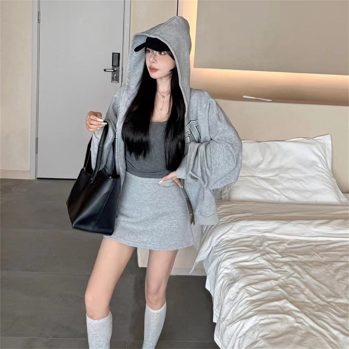 小个子穿搭套装女灰色连帽字母印花卫衣开衫搭包臀半身裙两件套潮,女装/女士精品,时尚套装,淘宝优惠券,粉丝福利购,淘宝优惠卷