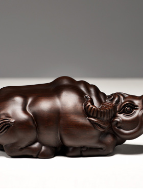 黑檀木质水牛摆件木牛生肖牛实木水牛木雕客厅办公装饰送礼工艺品