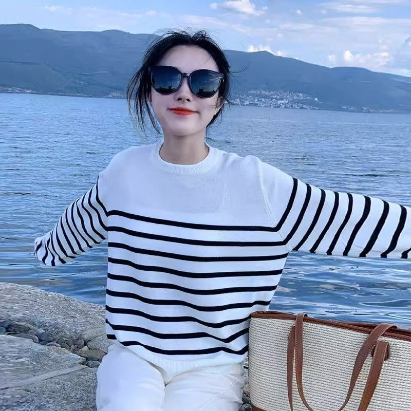 韩版圆领外贸黑白色条纹女内外搭春夏秋冬季长袖款上衣针织打底衫
