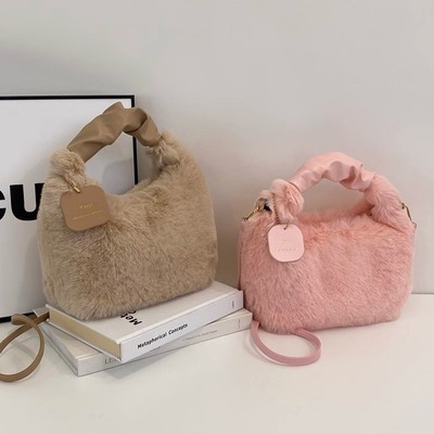 百搭ins可爱毛绒包包女秋冬2024新款毛茸茸斜挎包小众手提毛毛包