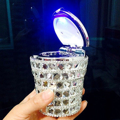 新款创意满钻汽车用品金属镶钻水钻时尚夜光灯车载烟灰缸led灯