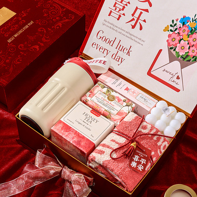 小红书万人种草实用轻奢伴手礼