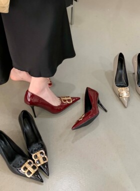 黑色高跟鞋女2026气质名媛御姐风性感法式职业字母金属双b扣