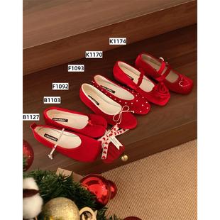 红色系小众猪蹄晚风鞋子女2026分拇指羊蹄平底春秋豆豆单鞋