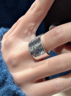 S925纯银韩版小众设计感碎冰冰简约宽面时髦通勤款指环银饰