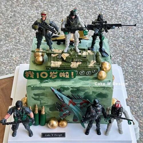 迷彩部队男孩生日蛋糕摆件款飞机坦克特种兵蛋糕装饰战斗机装甲车