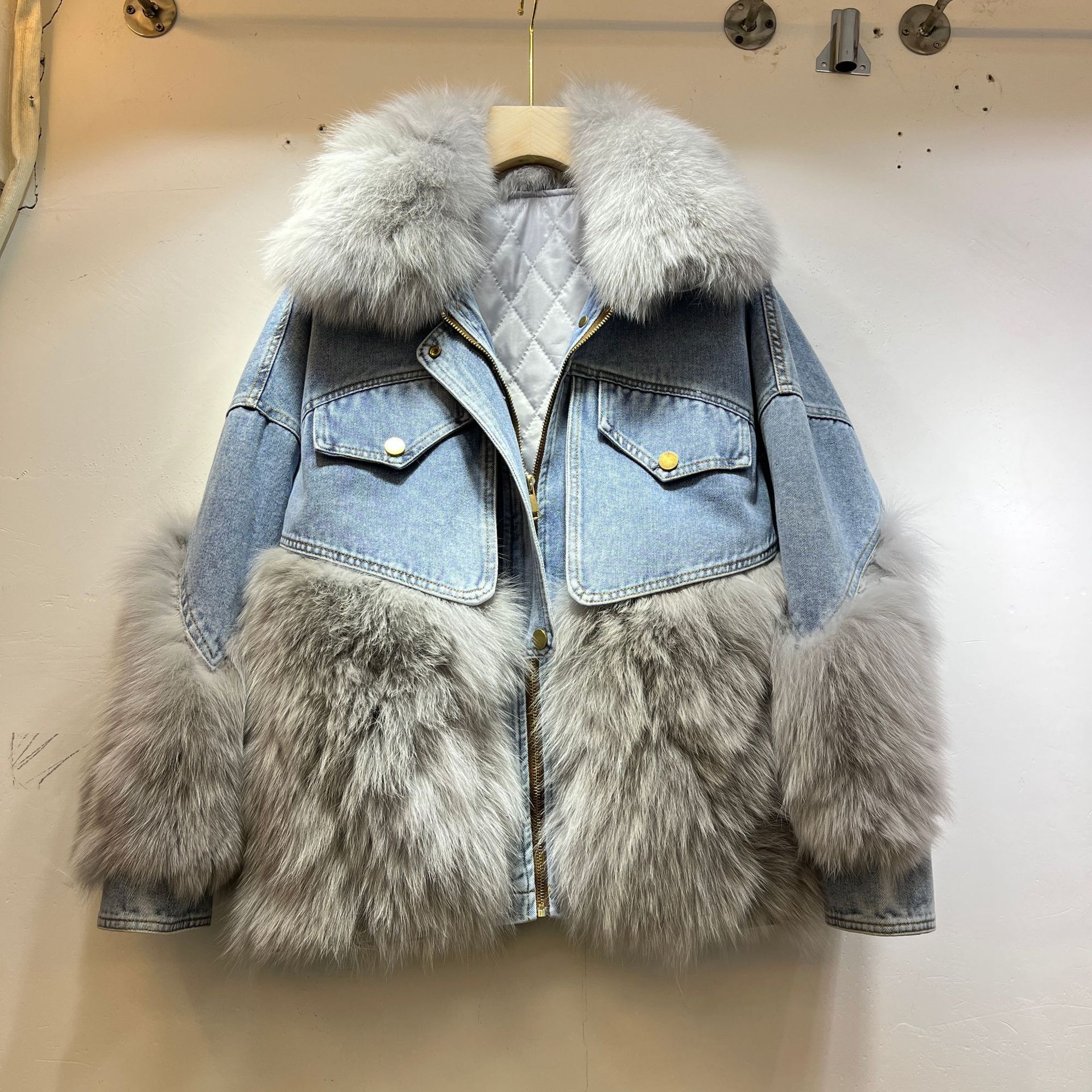 摩登女装2022新款狐狸毛牛仔拼接皮草外套年轻派克羽绒服女宽松中