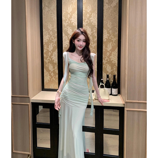 海边度假连衣裙女法式 夏季 褶皱收腰显瘦气质包臀裙高级感吊带长裙