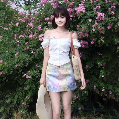 夏日绝美俏皮小套装漂亮蕾丝上衣油画半裙辣妹纯欲两件套穿搭裙子