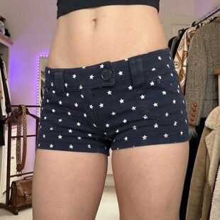 Floral printed low waist denim shorts星星印花低腰牛仔短裤女