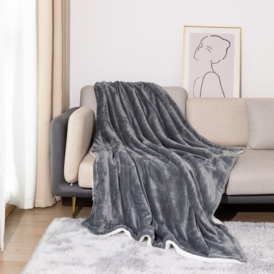 Thick double-layer flannel blanket made of lamb wool羊羔绒毯