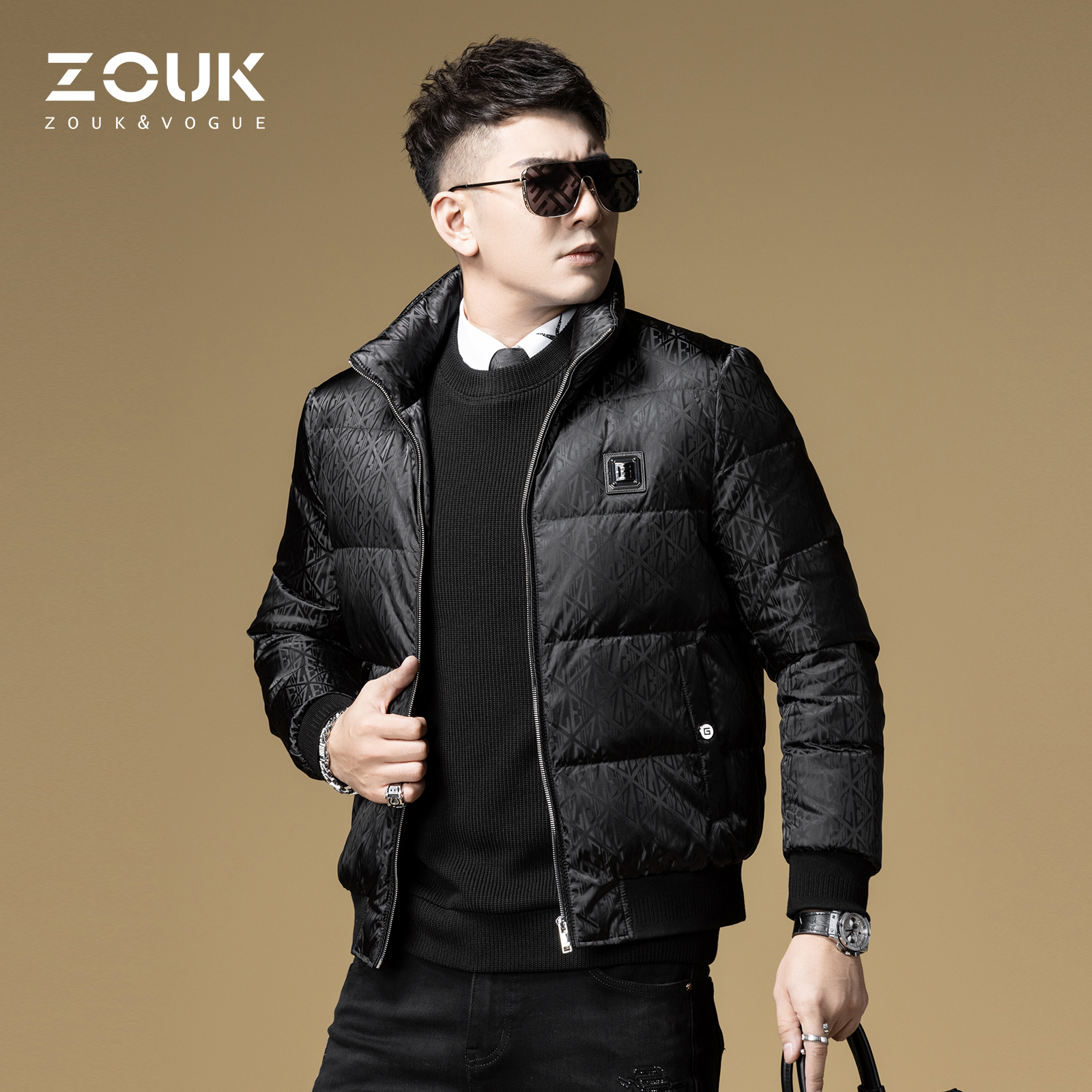 zouk满花衣身简约徽章时尚羽绒服