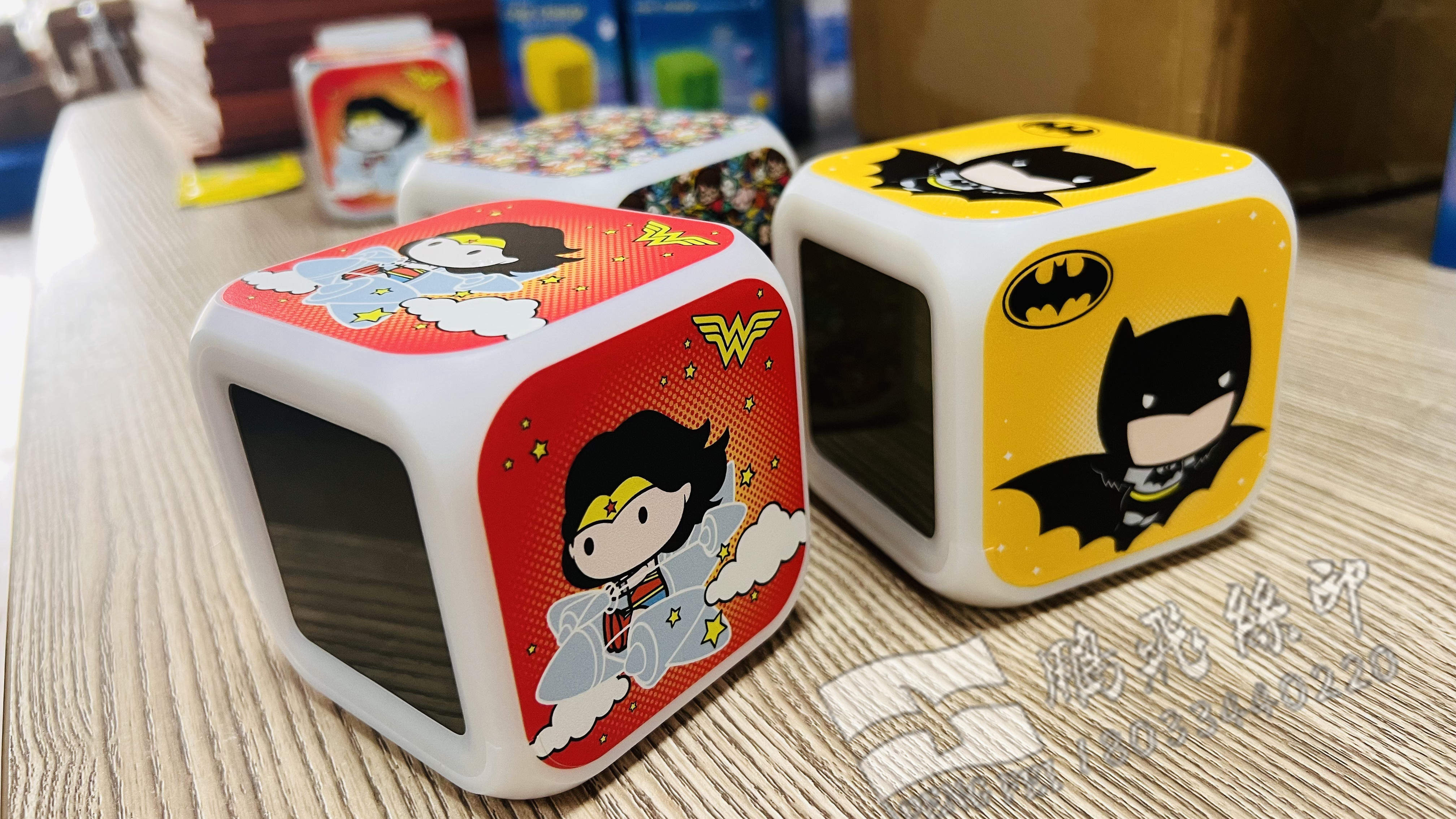UV彩印喷印加工 数码3C礼品来图定制激光打标UV平板打印 logo商标怎么看?