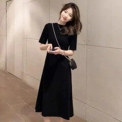 黑色短袖连衣裙女中长款夏季新款学生韩版宽松长款过膝显瘦a字裙