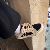 许刘芒2019秋冬韩国ulzzang百搭复古米色滑板鞋 学生街拍ins帆布鞋