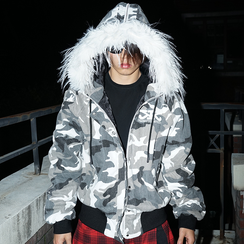 Vinkid(云梯）云组织雪地迷彩座山雕N2B短宽毛毛帽bomber夹克棉袄