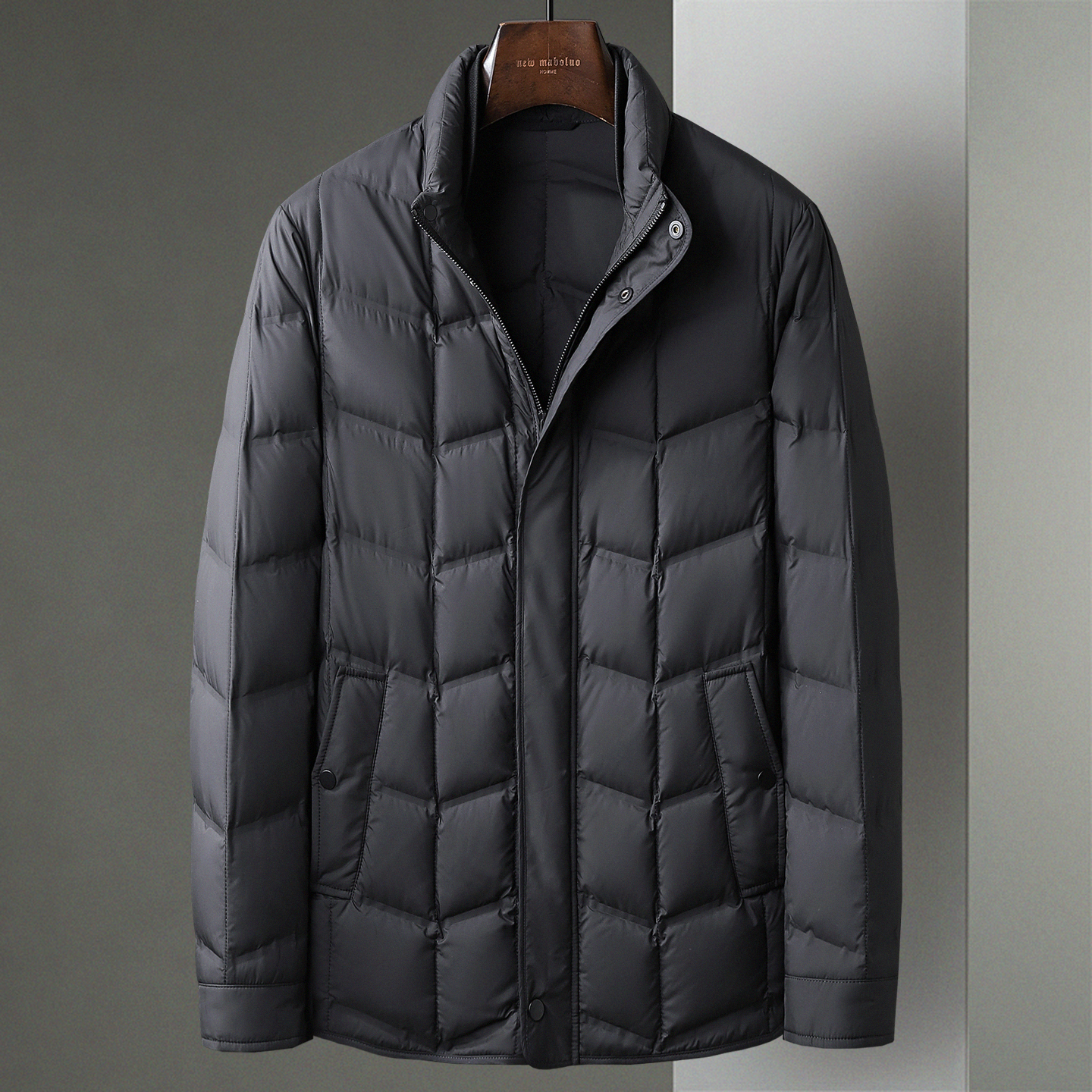 黑色冬季新款羽绒服男短款立领拉链轻盈鸭绒夹克版型中年商务外套
