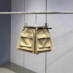 2025新款今年流行爆款女装减龄套装学院风条纹针织上衣工装风短裤