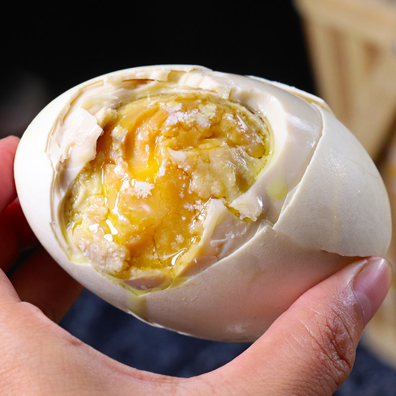 超大8枚咸蛋150克/枚包邮五谷灰天鹅蛋农家散养咸味大鹅蛋天然养