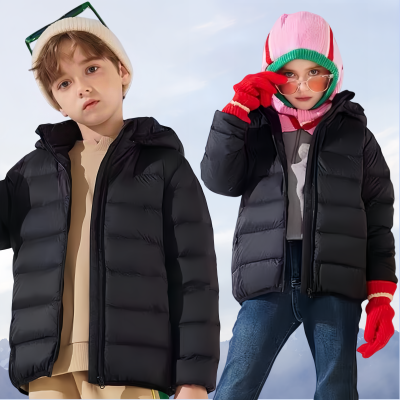 秋冬上新！110~160码 雪家男女童秋冬季纯色连帽轻薄羽绒外套上衣