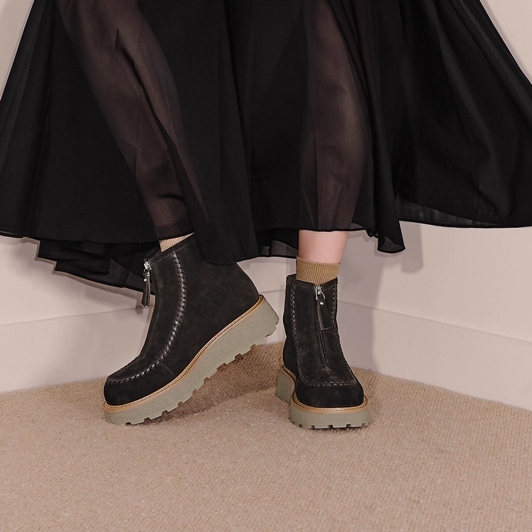 思加图2025冬女靴雪地靴加绒短靴