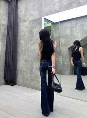 复古辣妹低腰双排扣深蓝色牛仔裤女ins风提臀喇叭显瘦腿长马蹄裤