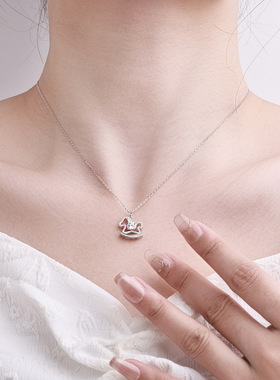 2026新款本命年生肖小马项链女s925纯银首饰微镶莫桑石送女友闺蜜