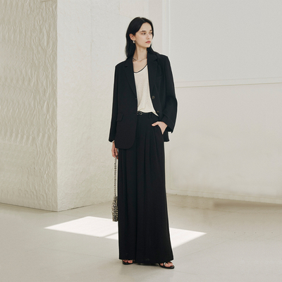 CLMX 轻盈凉爽肌理感Viscose亚麻面料 时髦通勤风宽松西装/阔腿裤