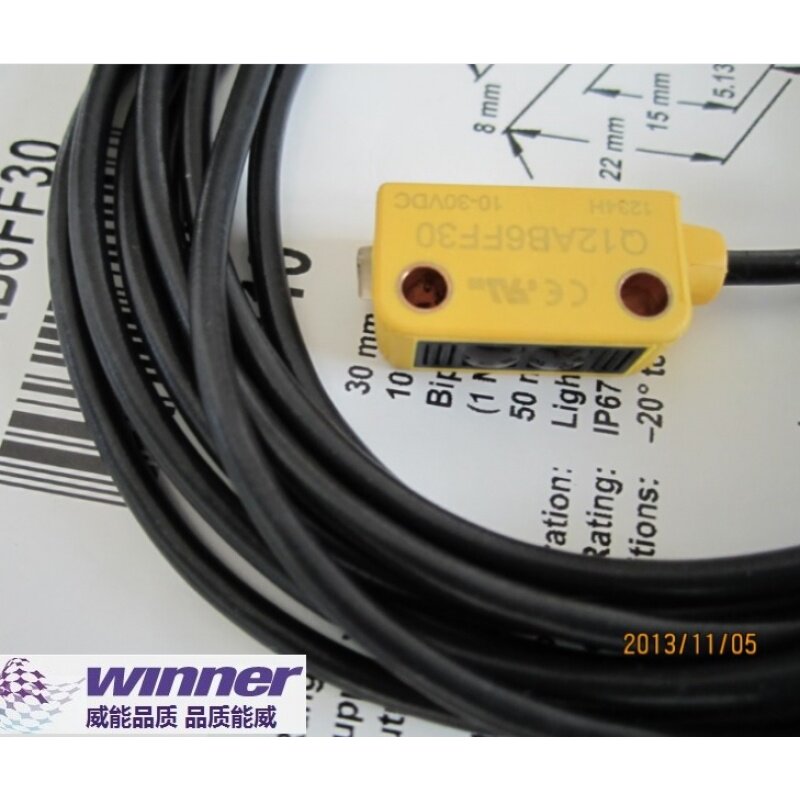 美国BANNER邦纳 Q12AB6FF30 微型聚焦式光电传感器,超小光点Q5
