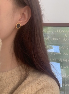 现weloveva韩国饰品|年底聚会vintage复古感黑金椭圆形耳钉