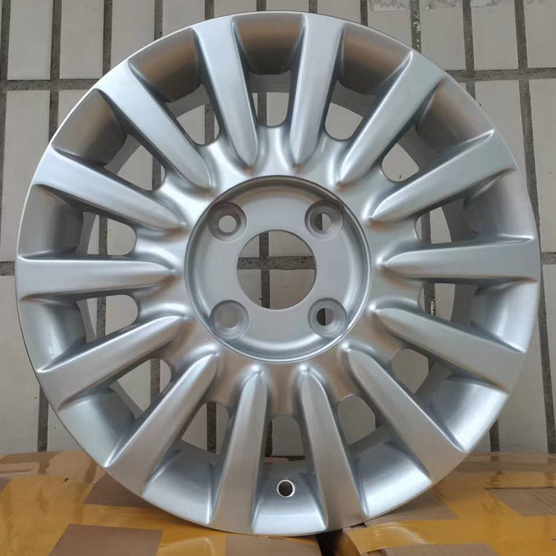 适用15寸原装尼桑阳光21款劲客轮毂玛驰R30铝圈改装