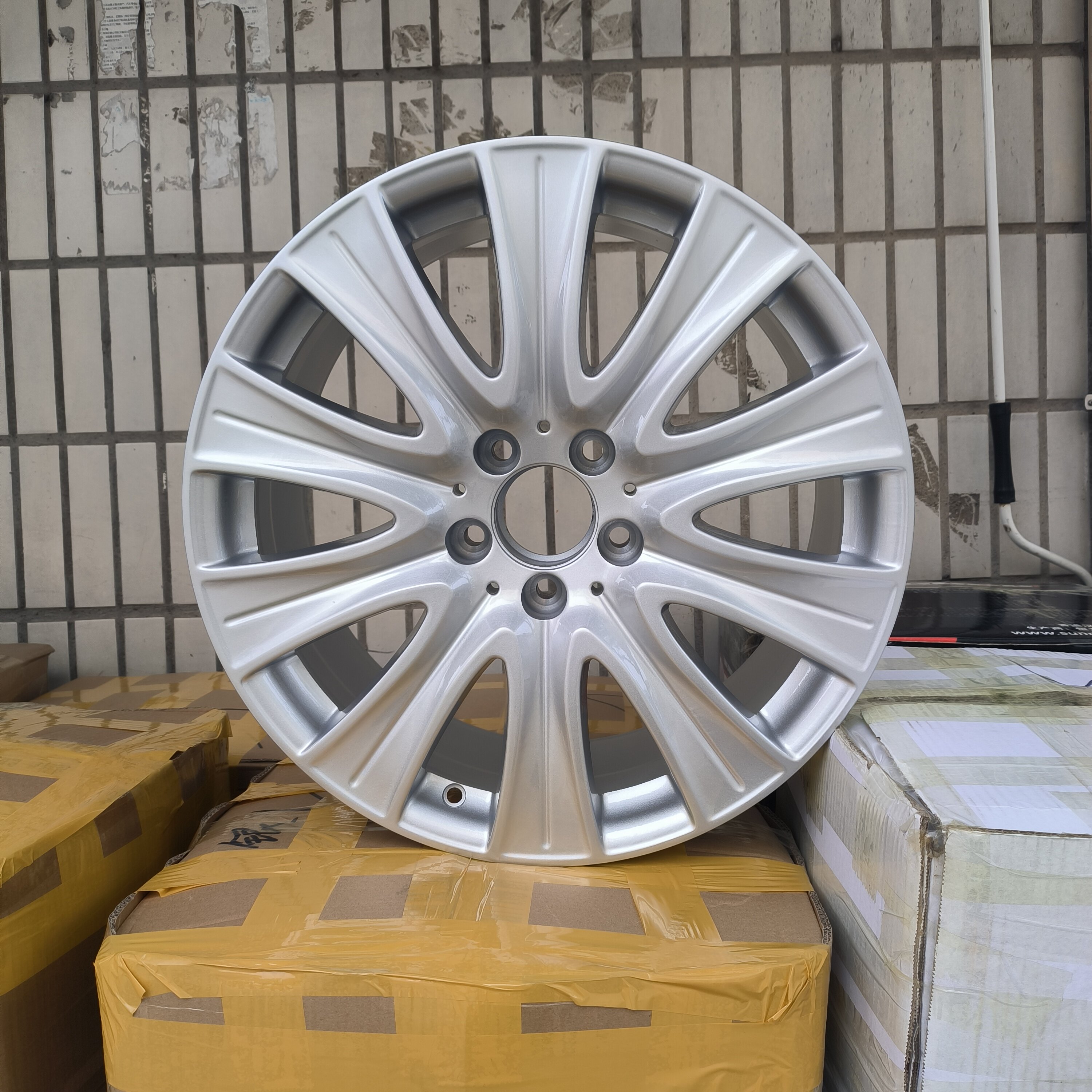 奔驰s600l轮毂s350s400