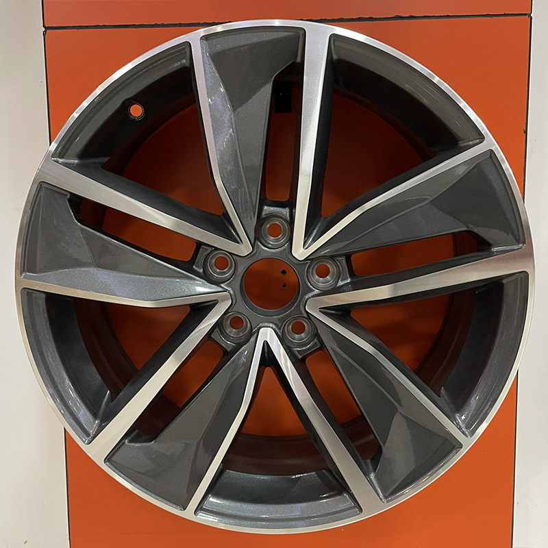 适配奥迪A4L A5 A6L A7 Q3 Q5LA3雅阁思域刀锋轮毂18寸改装