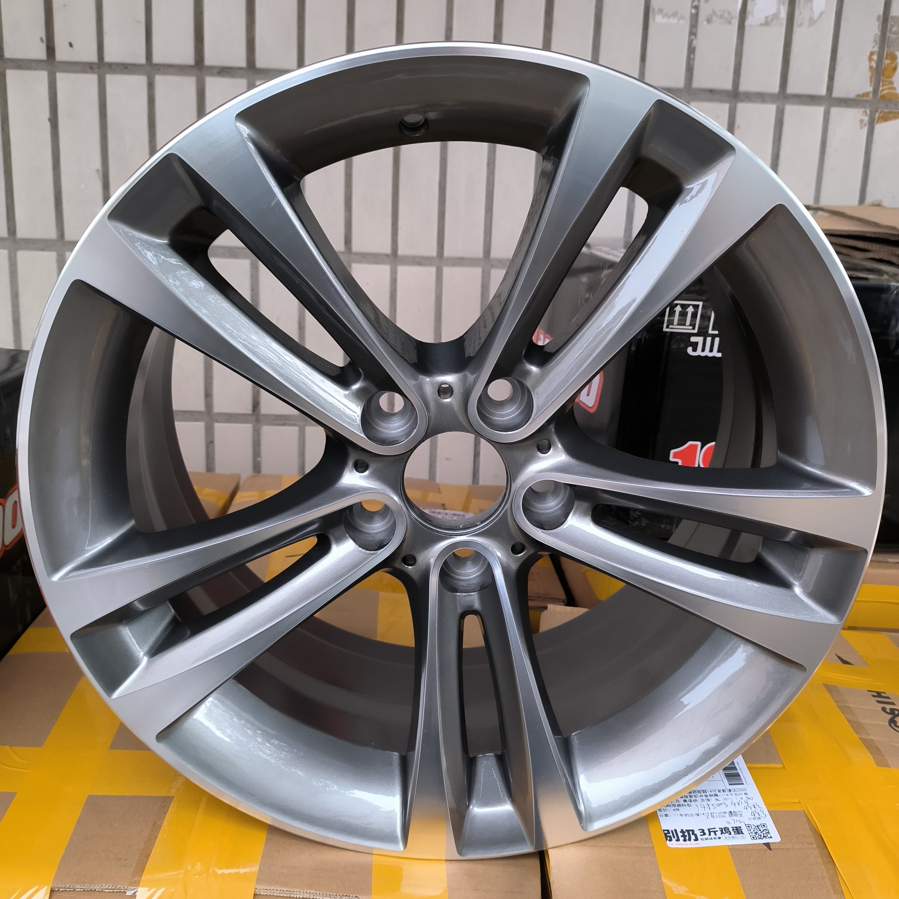 适用宝马3系320Li三5系525 530Li五7系X1 X3改装18寸X5轮毂