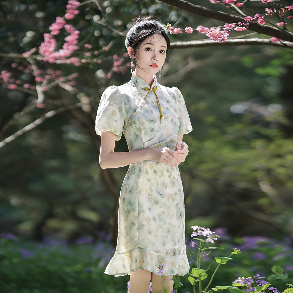 绿色旗袍2024新款夏新中式改良年轻款少女连衣裙清新小个子24180