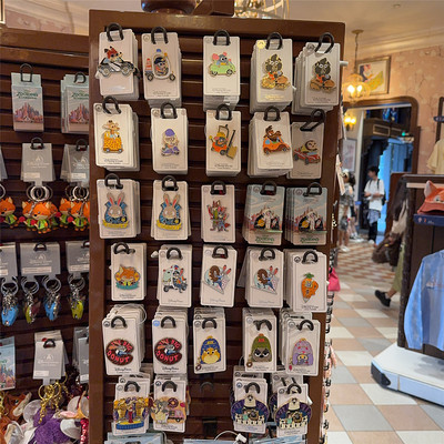 疯狂动物城乐园交换徽章PIN