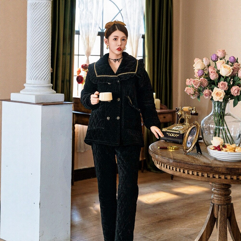 冬季三层夹棉加厚女睡衣雪尼尔绒翻领休闲保暖加珊瑚绒外穿家居服