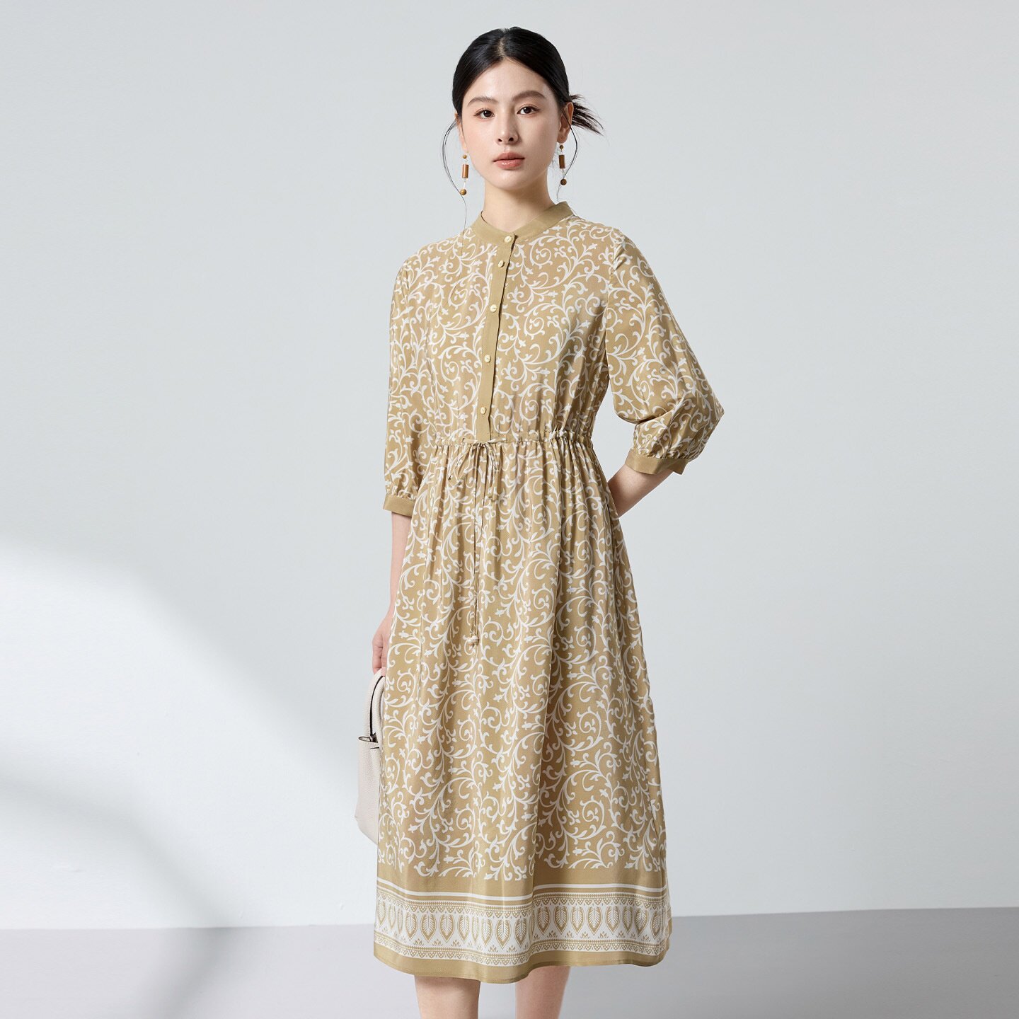 100%桑蚕丝新款2026绸缎女士波西米亚印花真丝连衣裙长袖春季