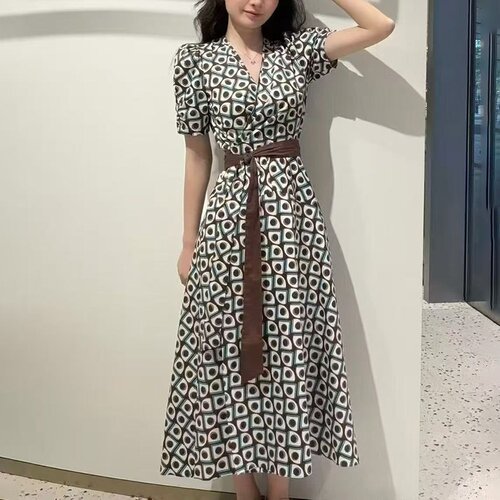 夏季复古印花V领收腰显瘦连衣裙