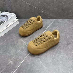 磨砂皮软底复古舒适防滑休闲面包鞋 新款 女2025秋季 真皮厚底德训鞋