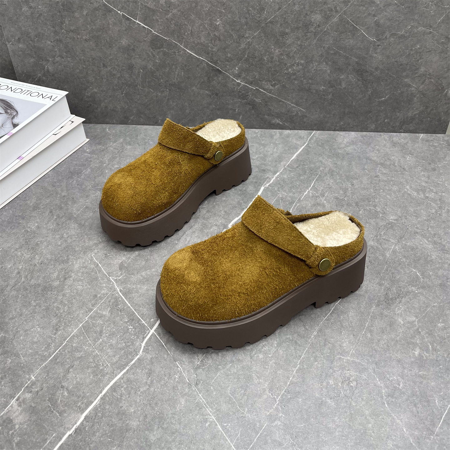 真皮两穿厚底勃肯鞋女2025冬季