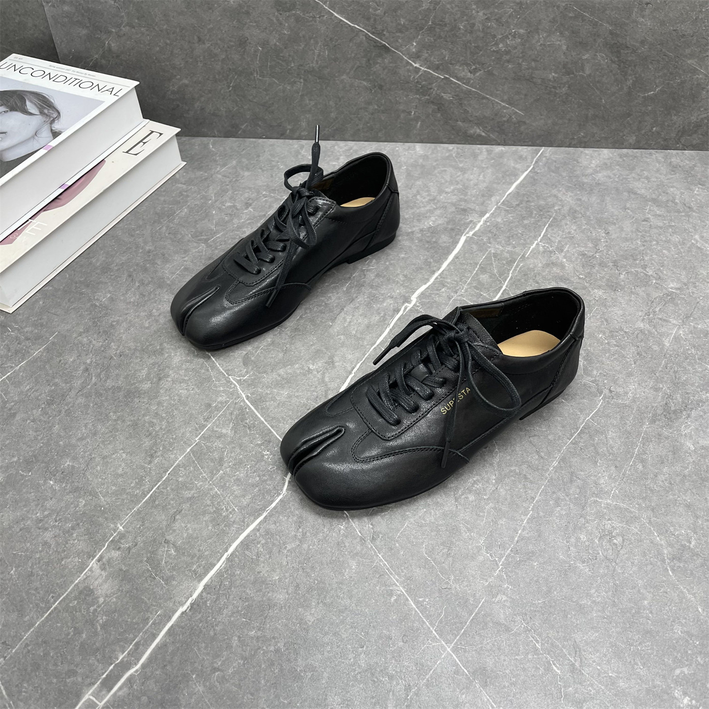 羊皮分趾鞋女平底2026春季新款英伦风小皮鞋百搭时尚系带休闲单鞋,女鞋,深口单鞋,淘宝优惠券,粉丝福利购,淘宝优惠卷