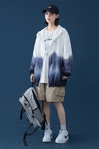 2023新款夏季防晒衣男潮宽松夹克连帽防晒服皮肤衣外套2FS2602P25图片