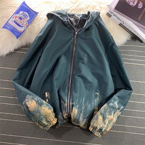 2023新款印花外套男秋季宽松休闲夹克港风新款外穿上衣JK2526P40,明星怎样搭配白色波点连衣裙图片
