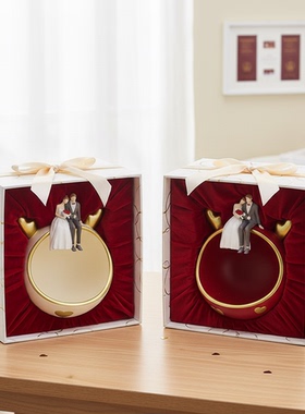 喜庆人物树脂收纳摆件礼盒装