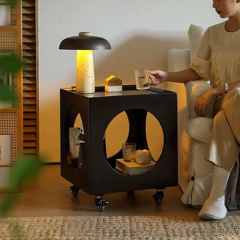 北欧轻奢设计师圆形不锈钢小茶几沙发网红创意边几简约阳台小茶桌