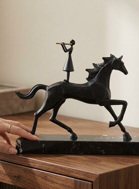 中古风骑马人物摆件客厅玄关电视柜艺术雕塑高级感家居软装装饰品