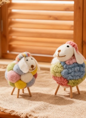 手工毛绒小羊可爱桌面摆件送礼