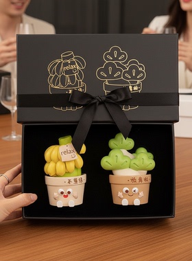 卡通仙人球树脂桌面摆件礼盒装