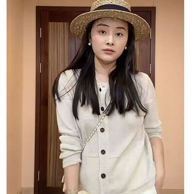 SANMI/叁米    【老钱风】圆领针织开衫上衣  L978